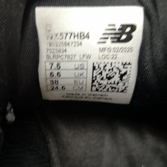 New Balance Cush Ladies Size 7.5 Grey & Black Lace Closure Sneakers - Picture 11 of 11